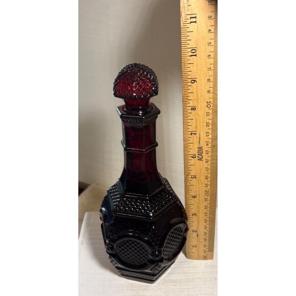 Avon Cape Cod Wine Decanter Bubble Bath Bottle With Box NOS - Picture 9 of 10